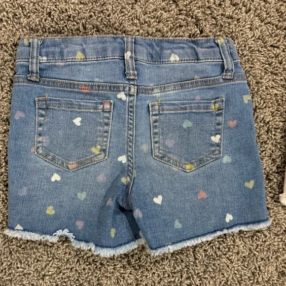 Bundle of 3 pairs of girls Cat & Jack shorts, size 6 - Picture 6 of 11